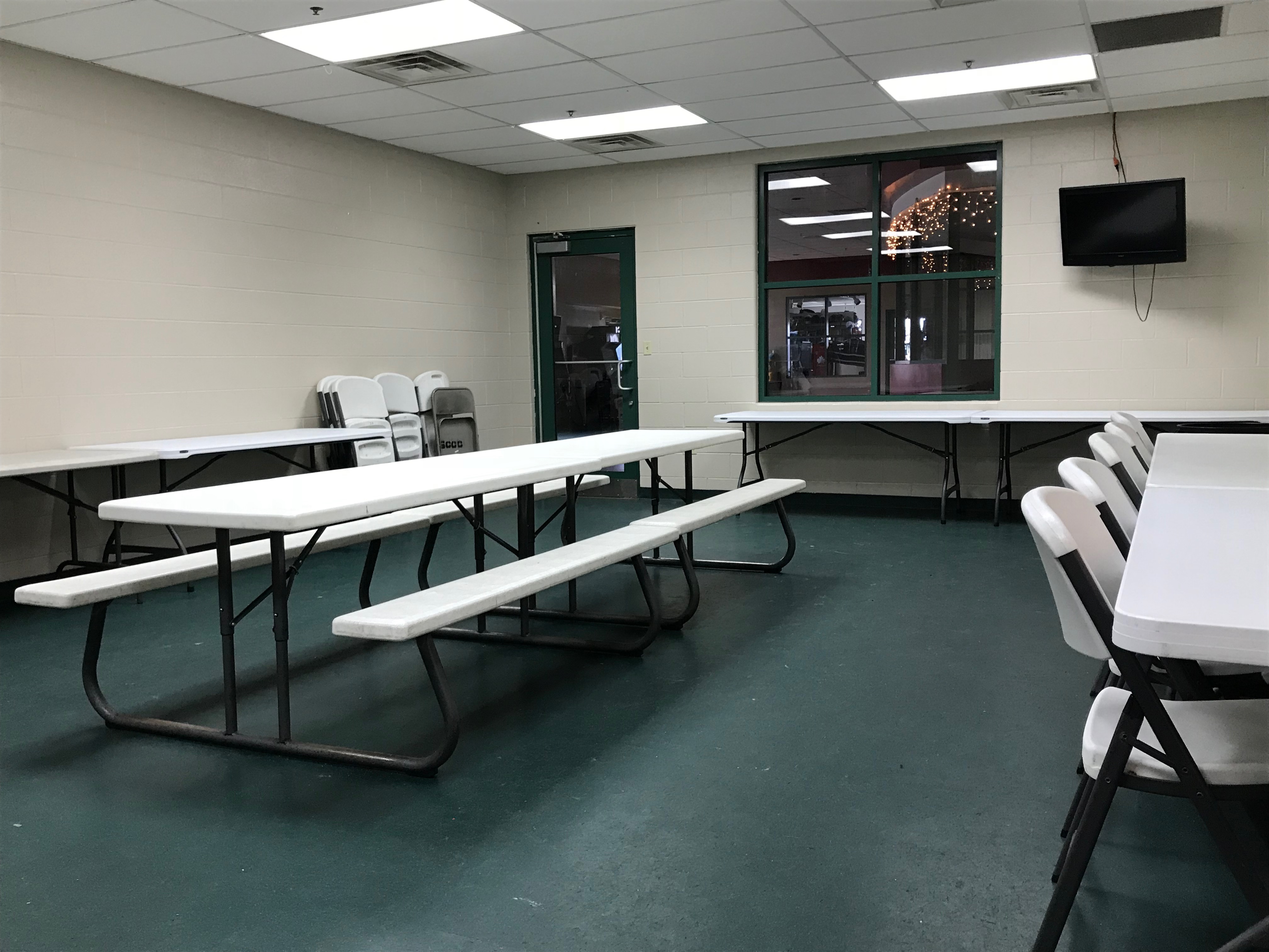 Large Party Room Large Party Room